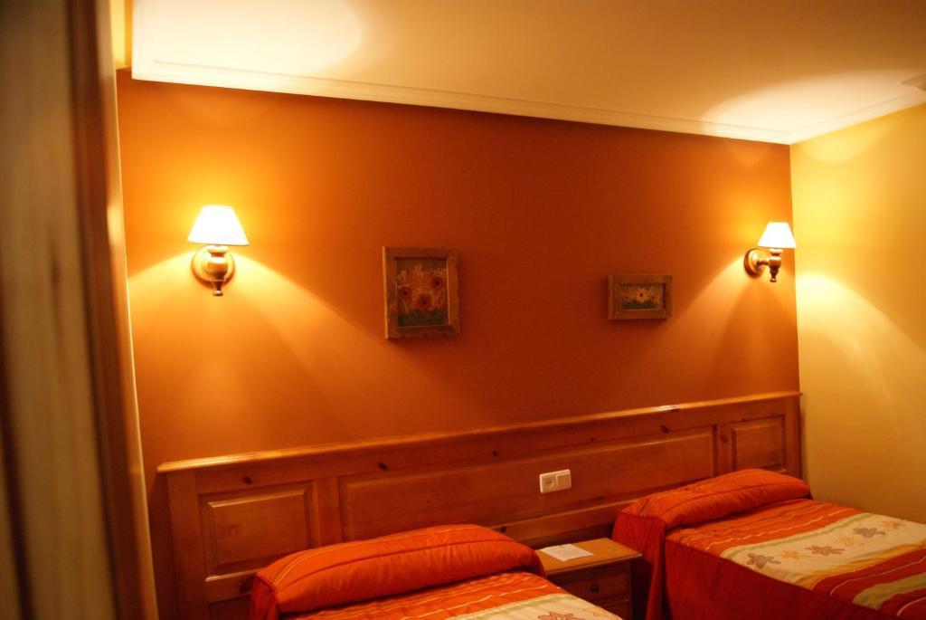 Hotel Garganta Del Cares Poncebos Zimmer foto
