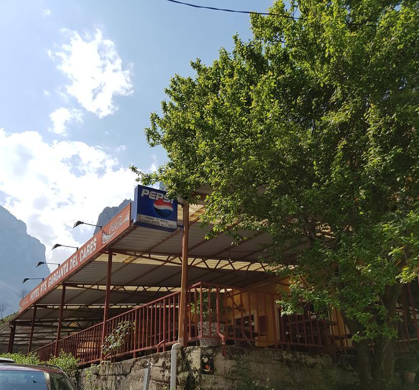 Hotel Garganta Del Cares Poncebos Exterior foto